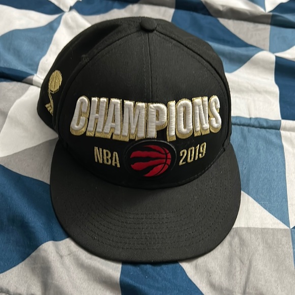 COPY - Toronto Raptors NBA Champions 2019 SnapBack hat - Picture 1 of 6
